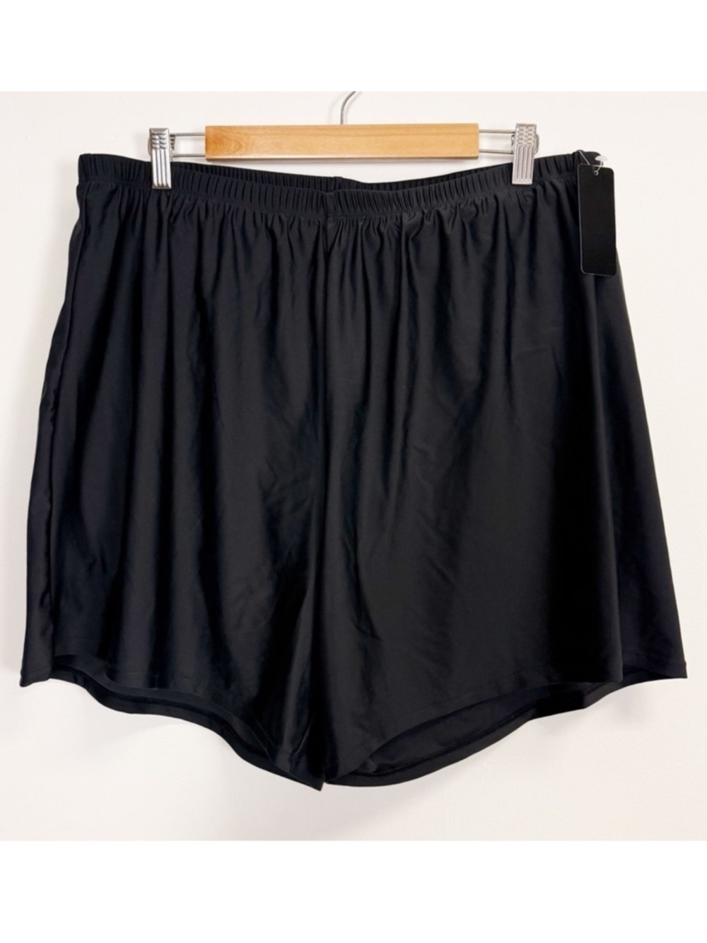 Island Escape Swim Shorts Womens 22W Black Thigh Minimizer Bottom NEW NWT